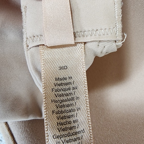 Skims Fits Everybody T-Shirt Bra Womens 36D Beige Underwire Padded Demi EUC - Picture 12 of 13